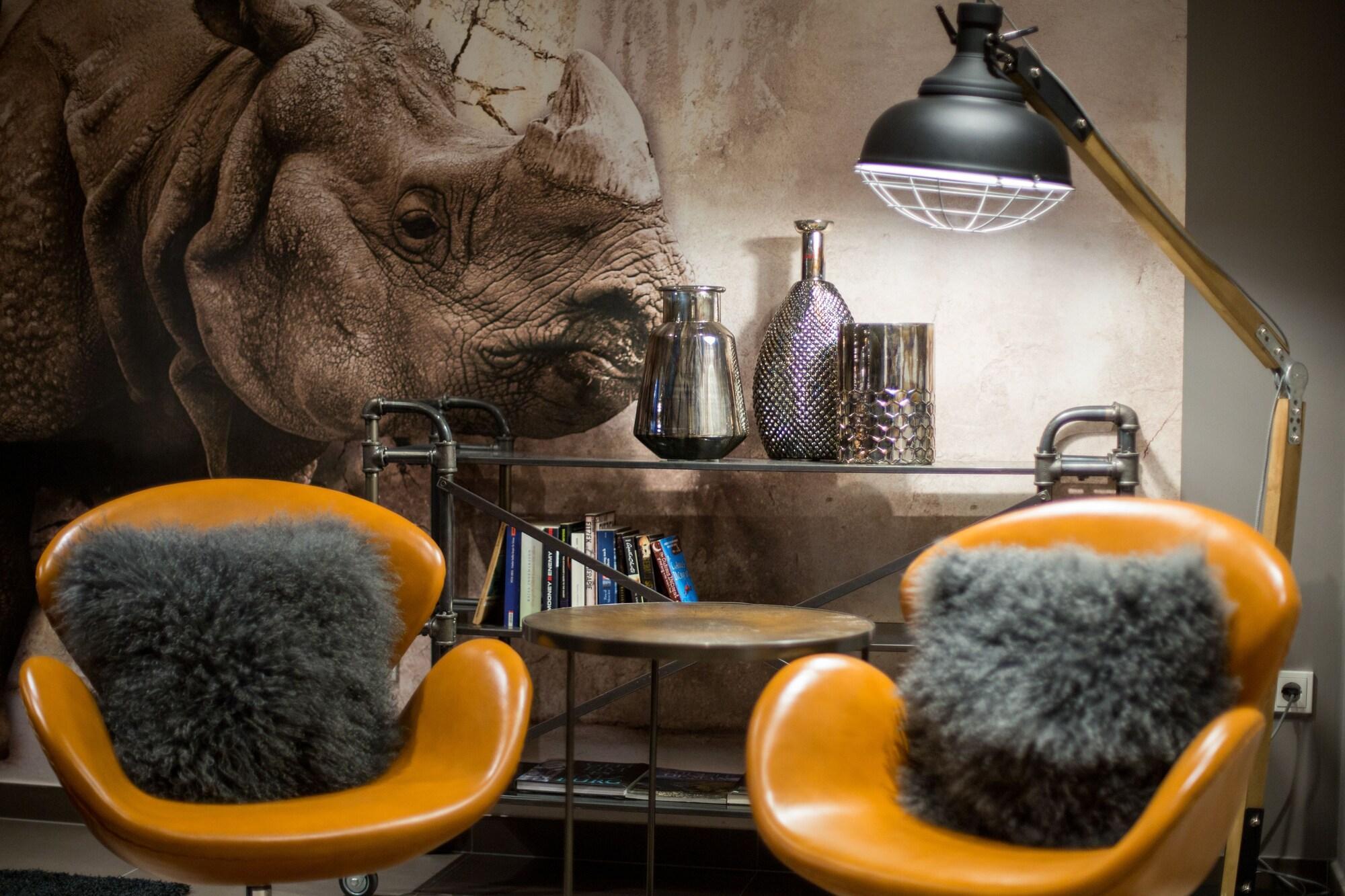 Two Timez - Boutique - With Ac Hotel 4*